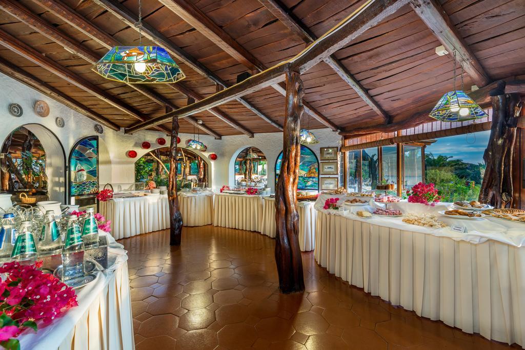 Hotel Don Diego Porto San Paolo  Exterior photo