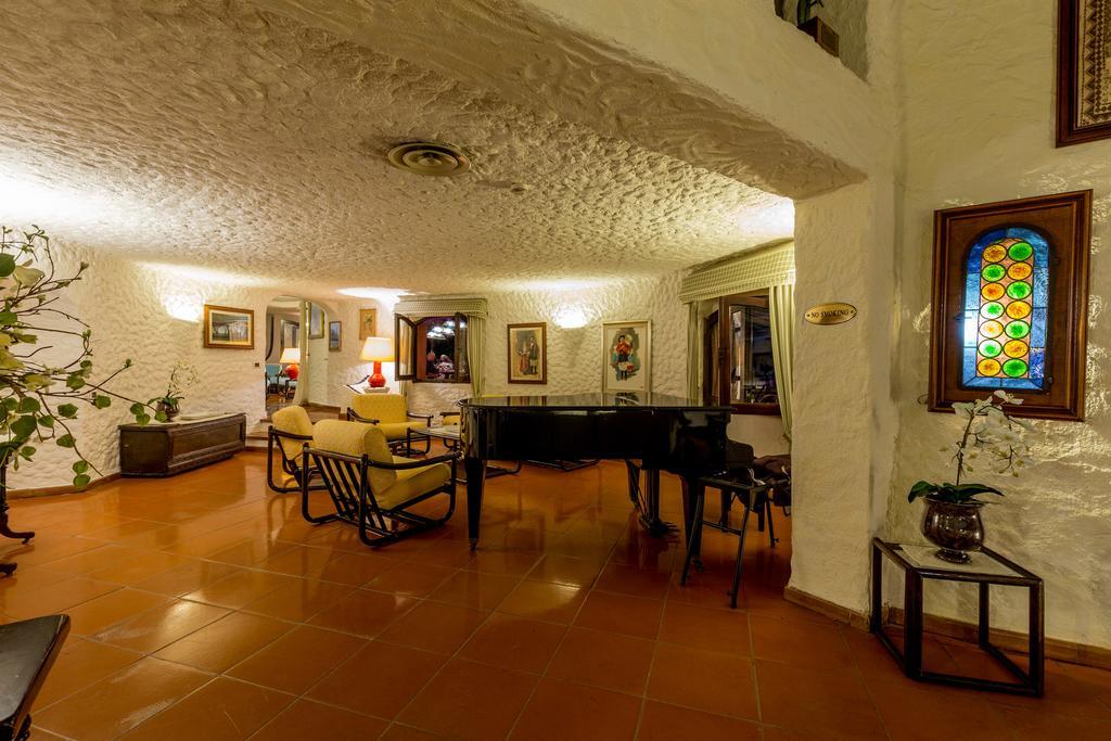Hotel Don Diego Porto San Paolo  Exterior photo